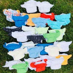 2 bum genius 4.0 diaper covers, 4 inserts included
